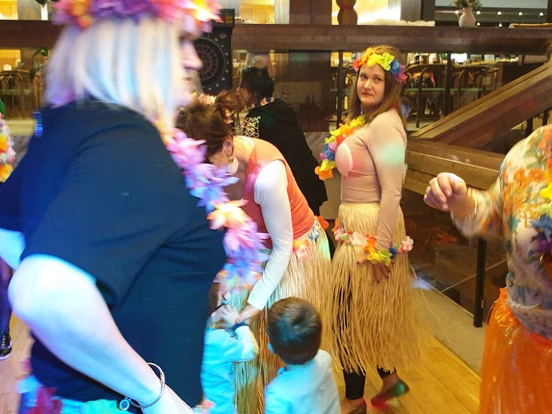 Aloha párty